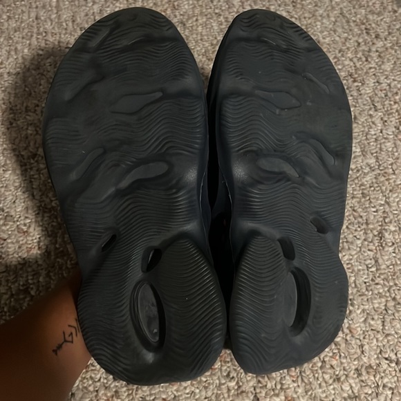 Mineral Blue Foam Runners - Picture 5 of 6